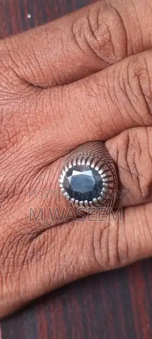 Blue Sapphire Gold Ring - 5 Carat Stone in White Gold Setting