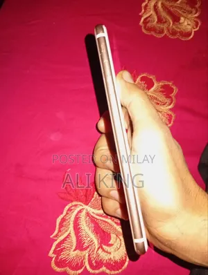 Apple iPhone 8 Plus 64 GB Gold