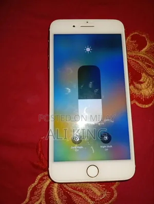 Apple iPhone 8 Plus 64 GB Gold