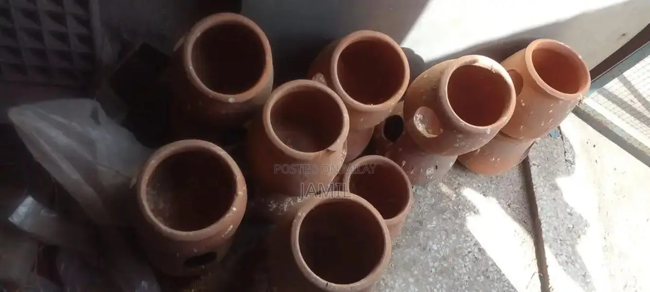 Bird Parrot Accessories and Clay Pots