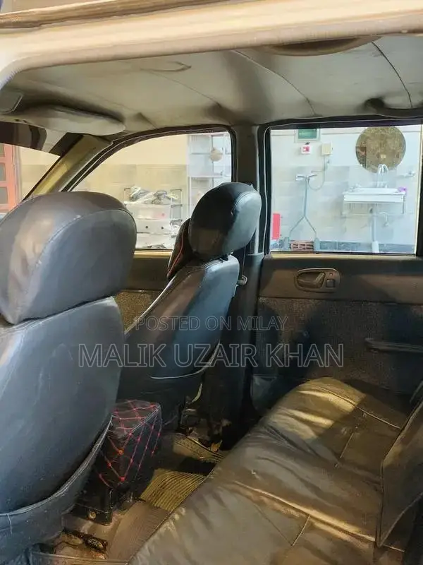 2011 Suzuki Cultus VXR Compact Sedan