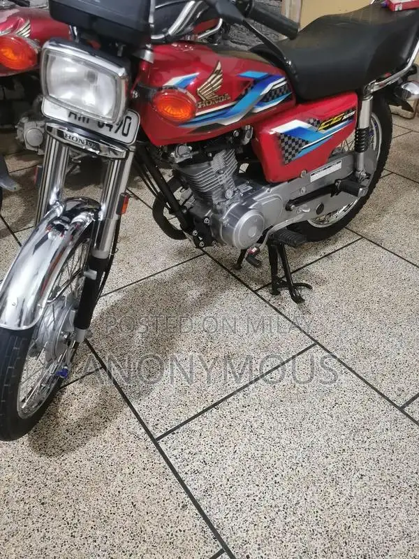 Honda 125 Motorcycle - First Owner, Single Use Condition