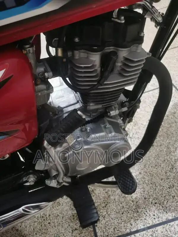 Honda 125 Motorcycle - First Owner, Single Use Condition