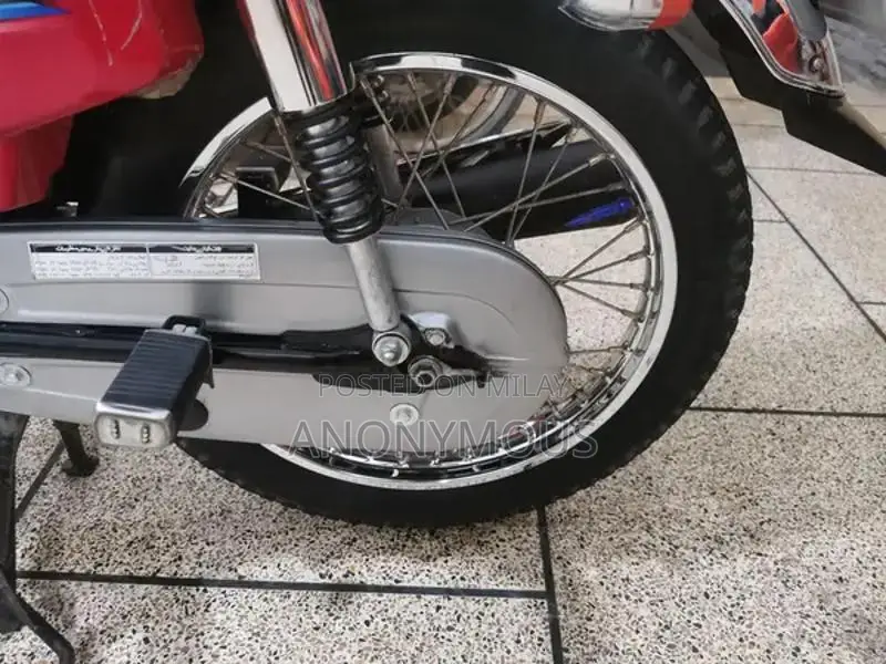 Honda 125 Motorcycle - First Owner, Single Use Condition