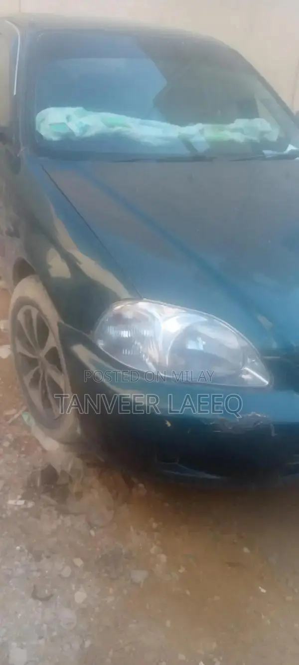 Honda Civic Sedan - Excellent Condition, Power Features