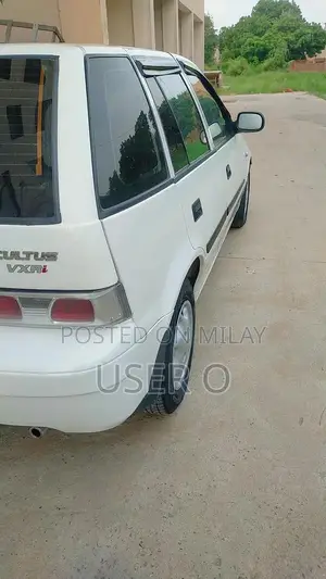 2013 Cultus VXR Compact Family Sedan - Low Mileage