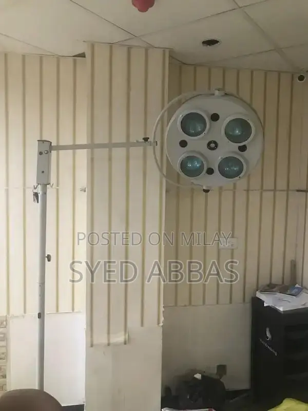 Professional Operating Room Surgical Light Fixture for Medical Procedu