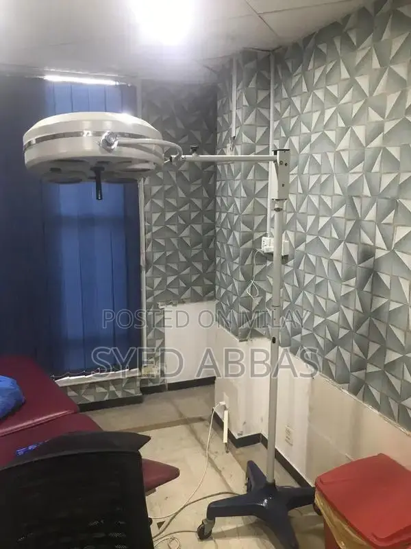 Professional Operating Room Surgical Light Fixture for Medical Procedu