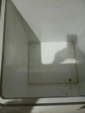 Large Capacity Deep Freezer for Home and Commercial Use