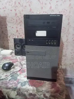 Photo - Dell OptiPlex 990 Desktop Computer Tower