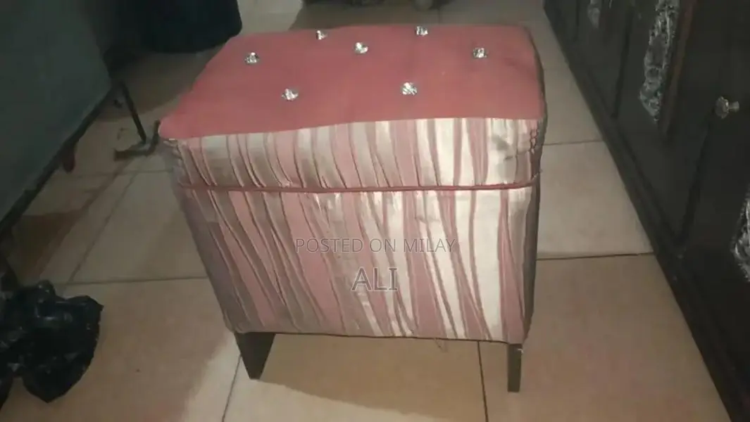 Rustic Chinyot Wooden Stool - Natural Furniture Accent