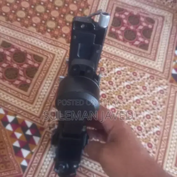 DJI RS3 Professional Camera Stabilizer Gimbal