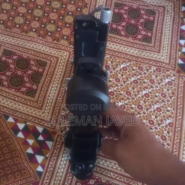 DJI RS3 Professional Camera Stabilizer Gimbal