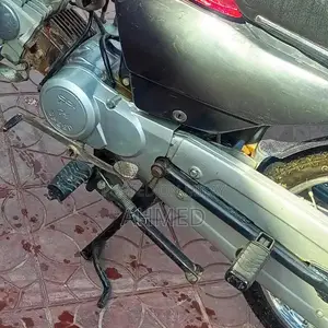 Photo - Well-Maintained Bike with Original Parts and Accessories