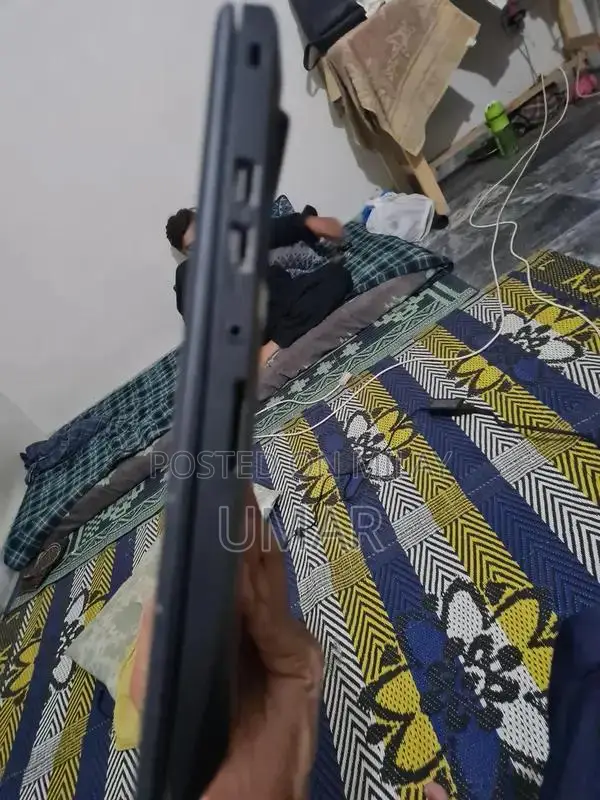 Intel Core i5 Laptop with 8GB RAM and 256GB SSD