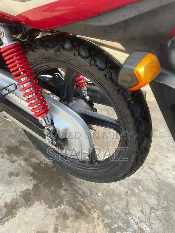 Honda CB 125F Motorcycle - Low Mileage Unregistered Bike