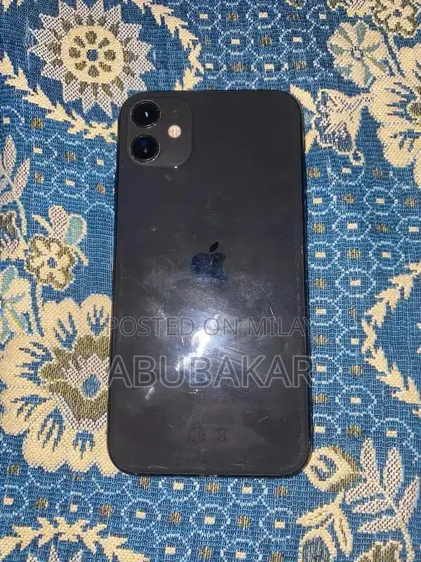 Factory Unlocked iPhone 11 128GB Smartphone