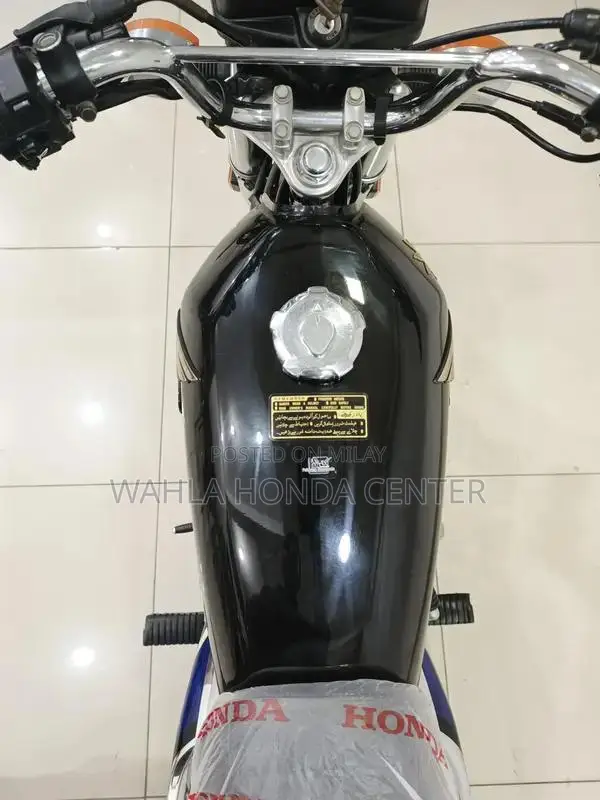 Honda CG-125 Motorcycle - 2024 Model Compact Street Bike