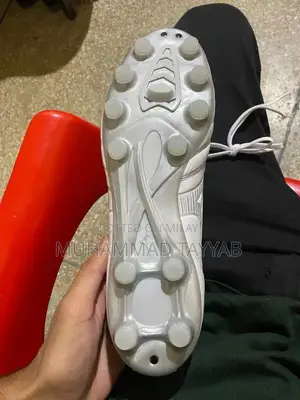 Mizuno Morelia Neo Pro NG Football Boots - Professional Soccer Cleats