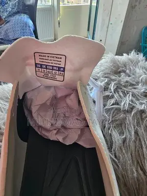 Mizuno Morelia Neo Pro NG Football Boots - Professional Soccer Cleats