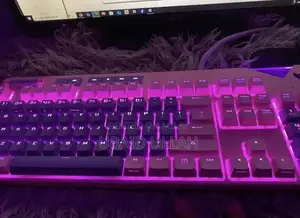 Photo - Asus ROG Strix Flare Mechanical Gaming Keyboard