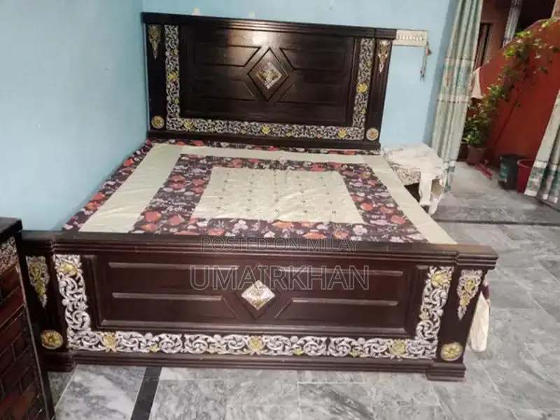 Premium Comfortable Bed Mattress - Sale Offer