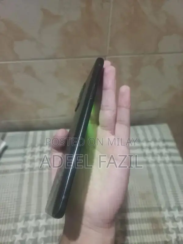 OnePlus Smartphone 8GB RAM 128GB Storage