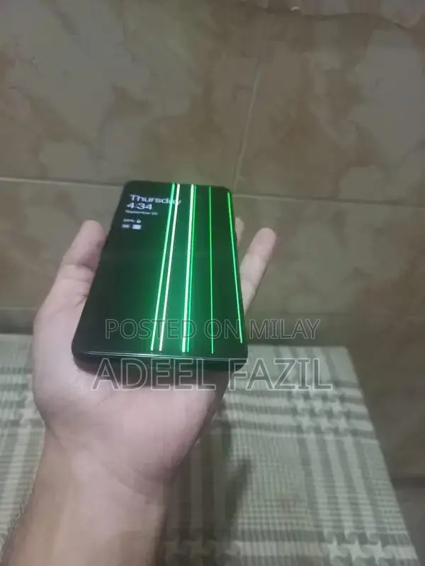 OnePlus Smartphone 8GB RAM 128GB Storage