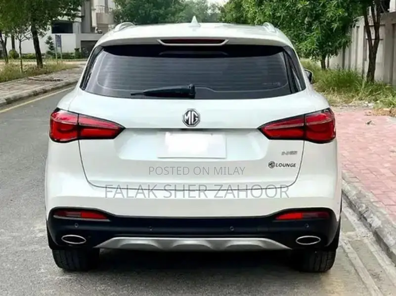 MG HS Turbo Trophy Crossover SUV