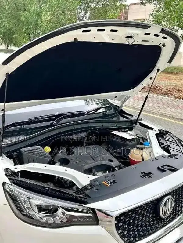 MG HS Turbo Trophy Crossover SUV