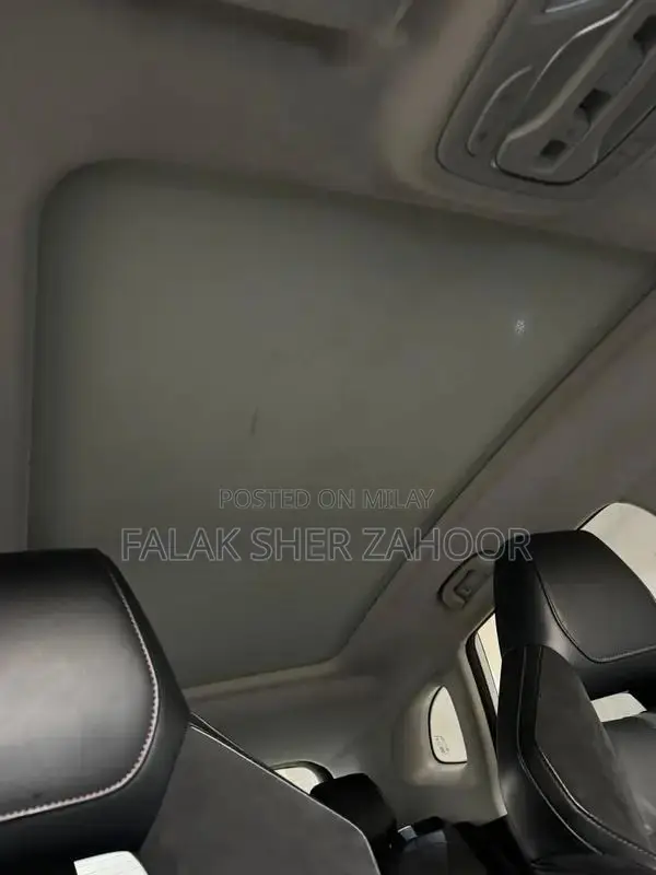 MG HS Turbo Trophy Crossover SUV