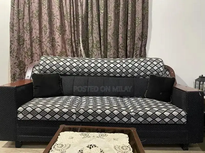 Spacious Seven-Seater Living Room Sofa Set