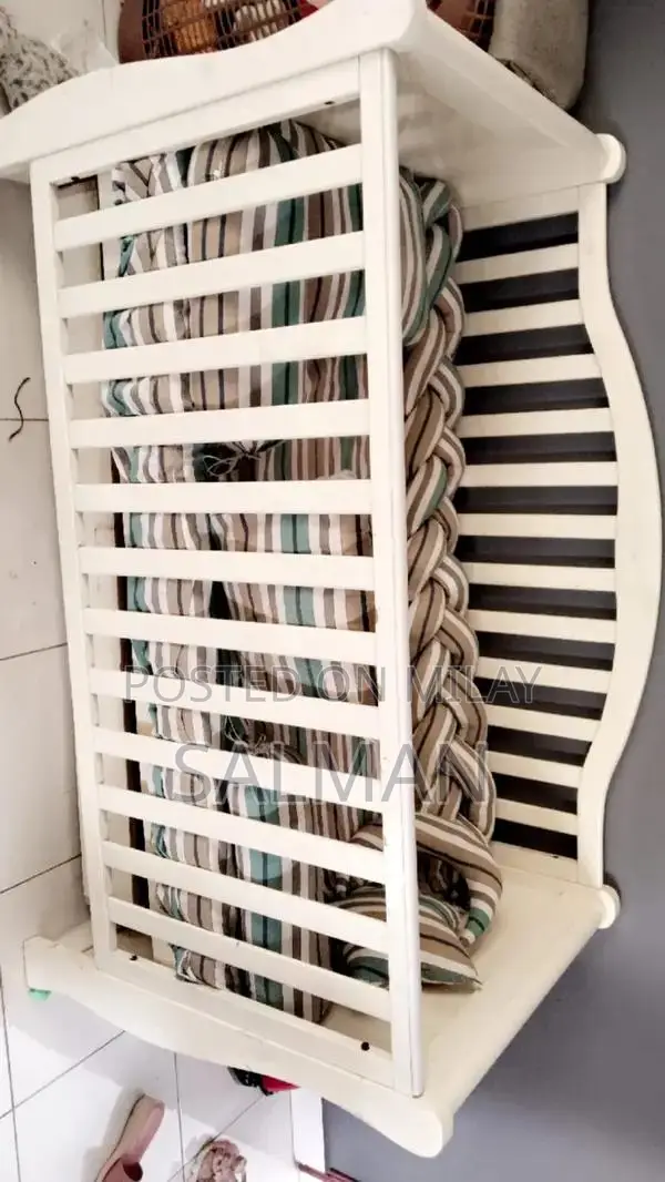 Spacious Baby Cot with Extra Full Size Drawer