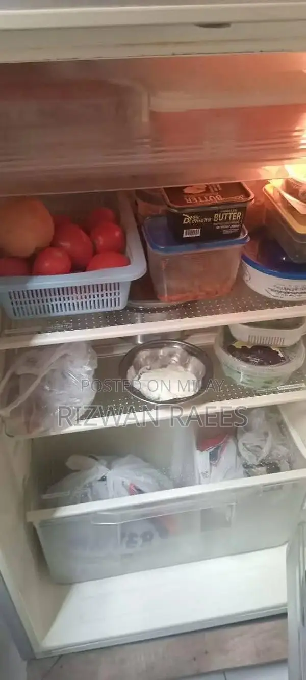 Refrigerator in Excellent Condition - Ready for Home Use