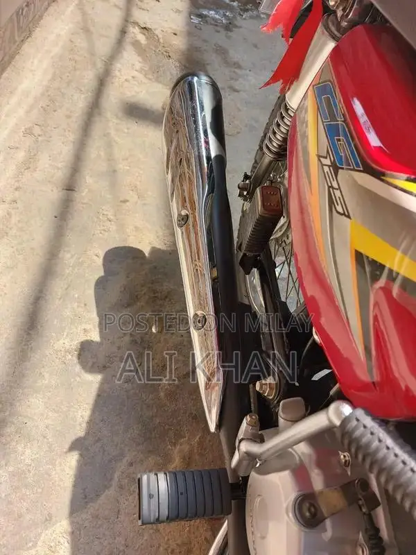 Honda CG 125 Motorcycle - 2025 Model