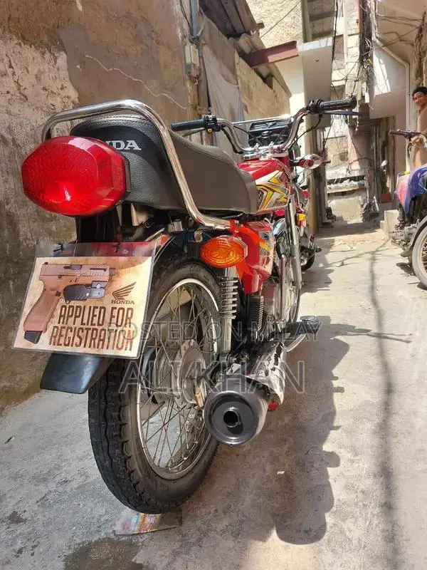 Honda CG 125 Motorcycle - 2025 Model