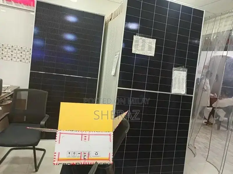 Solar Panel Systems with Hybrid Inverters and Battery Options