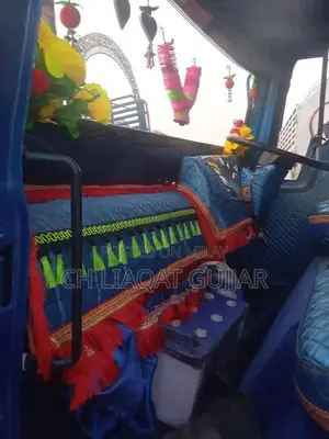 Bedford Turbo Mazda Body Conversion Van 17-Foot Vehicle