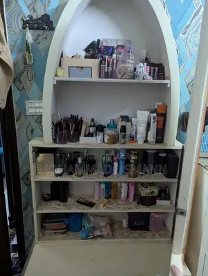 Compact Wooden Dressing Table - 10x8 Inch Surface