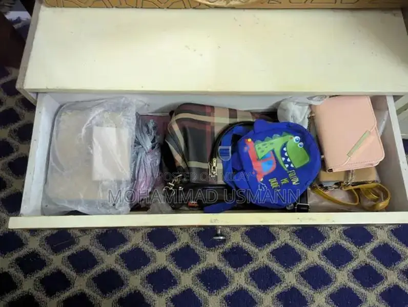 Compact Wooden Dressing Table - 10x8 Inch Surface