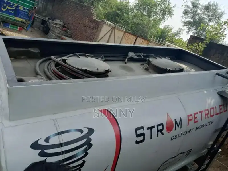 4000 Liter Diesel Fuel Storage Tank with Motor and Piping