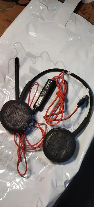 Photo - Plantronics C 3200 Wireless Headphones