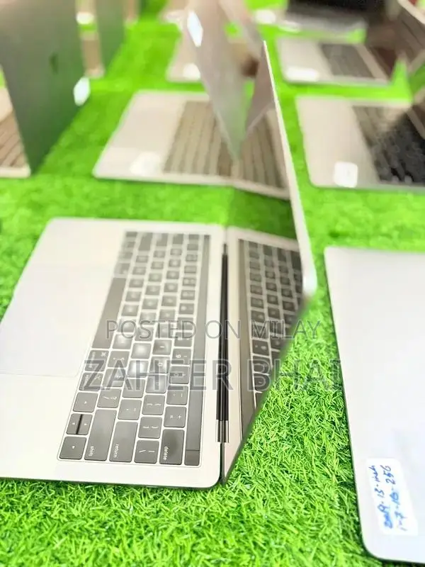 Apple MacBook Pro 2018 13-inch Professional Laptop