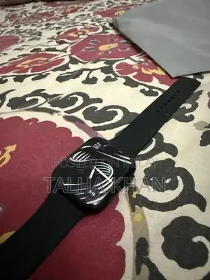 Apple Watch Series 8 45mm Aluminum Mid Case Sport Band