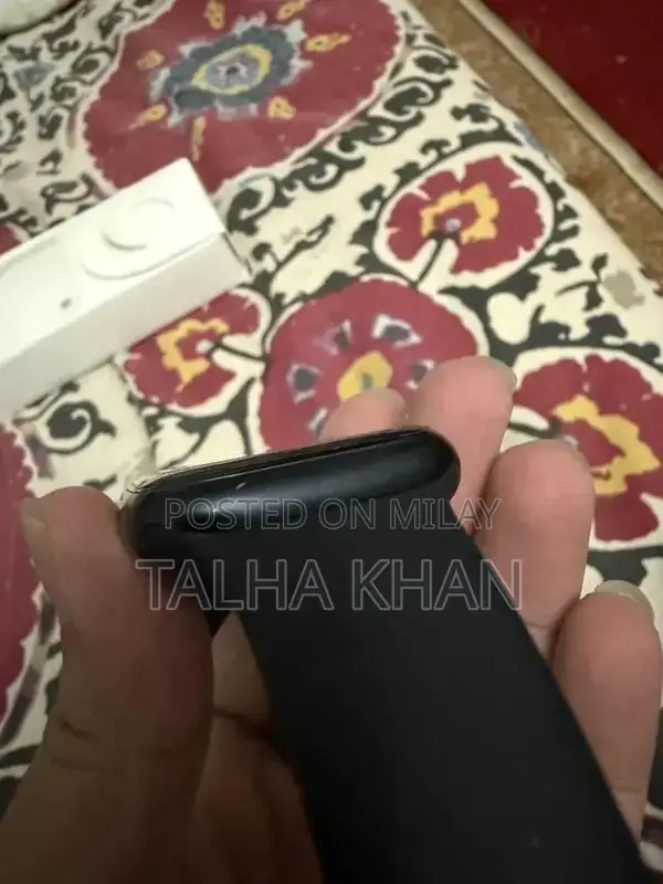 Apple Watch Series 8 45mm Aluminum Mid Case Sport Band