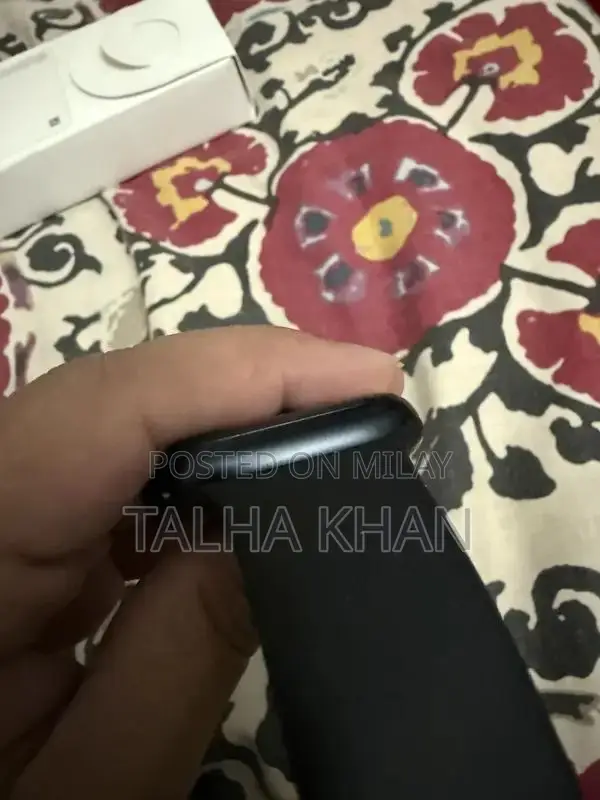 Apple Watch Series 8 45mm Aluminum Mid Case Sport Band