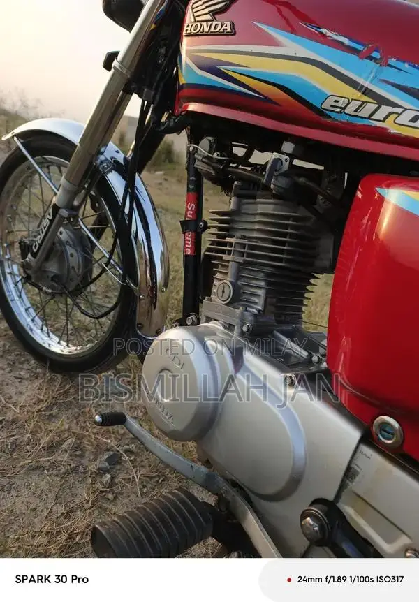 125cc Motorcycle or Scooter Compact Urban Commuter