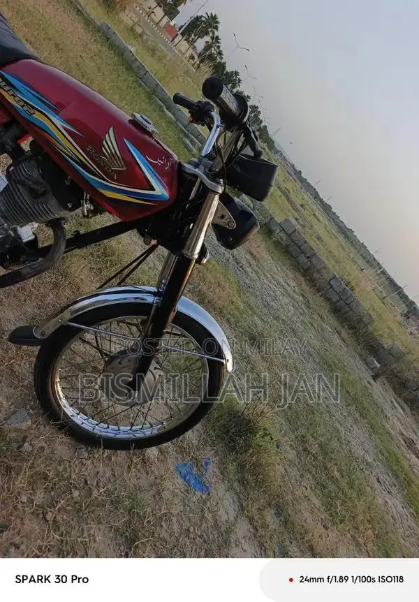 125cc Motorcycle or Scooter Compact Urban Commuter