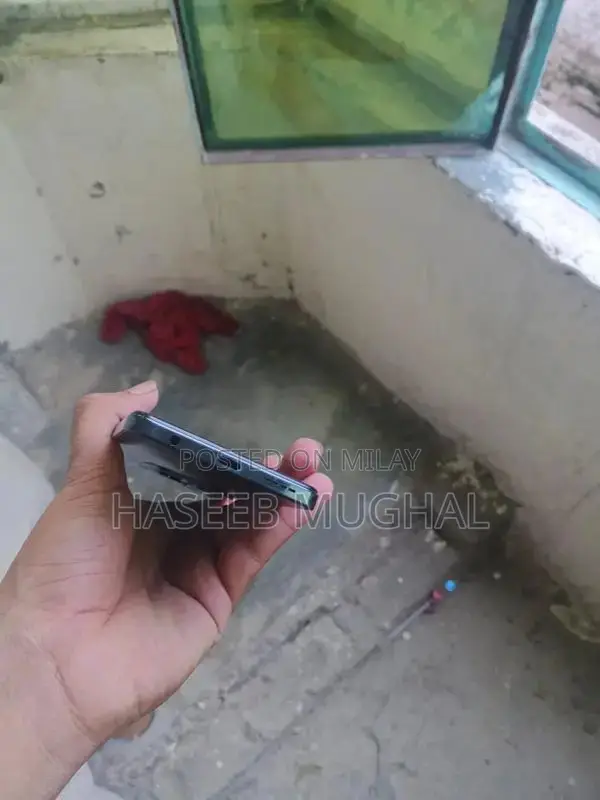 Infinix Hot 40 Pro Smartphone - Latest Model