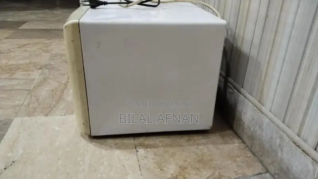 Dawlance Microwave Oven - Reliable Kitchen Appliance